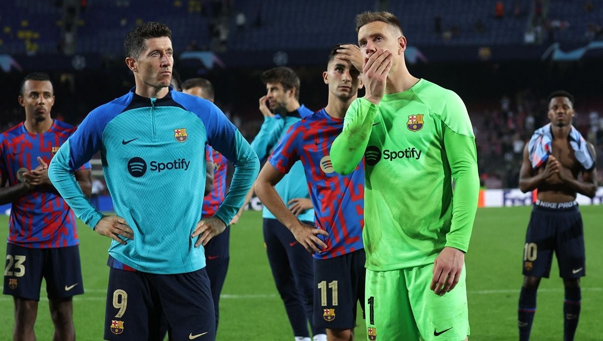 Finansial yang pontang-pantingnya nyatanya tak hentikan langkah klub Liga Spanyol (La Liga), Barcelona, buru pemain baru di bursa transfer. Copyright: © Reuters/Nacho Doce