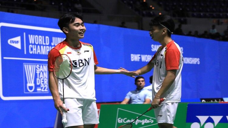 Link live streaming Kejuaraan Dunia Junior Bulutangkis 2022 kategori individu (Eye Level Cup) hari ini di mana dua wakil Indonesia berjuang merebut gelar juara. Copyright: © PP PBSI