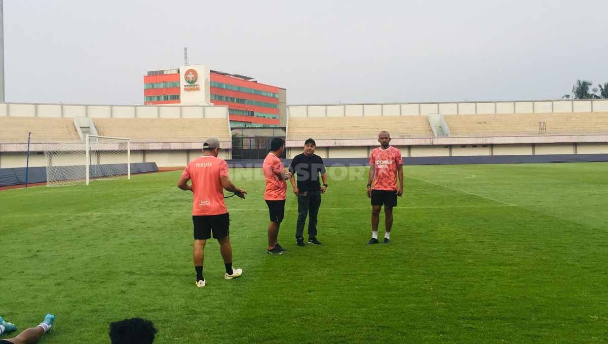 Latihan Persita Tangerang pasca libur dua minggu. (Foto: Petrus Manus Da' Yerimon/INDOSPORT) Copyright: © Petrus Manus Da' Yerimon/INDOSPORT