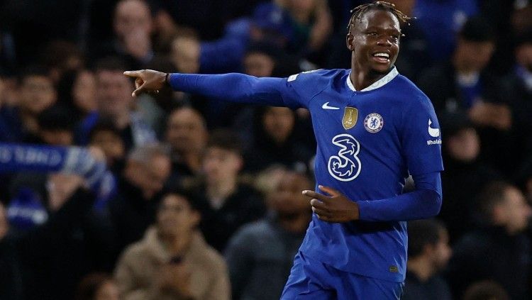 Selebrasi Denis Zakaria usai mencetak gol di laga Chelsea vs Dinamo Zagreb (03/11/22). (Foto: Reuters/Peter Cziborra) Copyright: © Reuters/Peter Cziborra