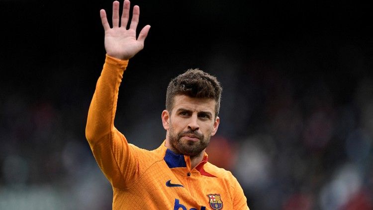 Pelatih Barcelona, Xavi Hernandez, merasa bersalah di balik kartu merahnya Gerard Pique yang menjalani laga terakhirnya bersama Barcelona. Foto: REUTERS/Pablo Morano. Copyright: © REUTERS/Pablo Morano