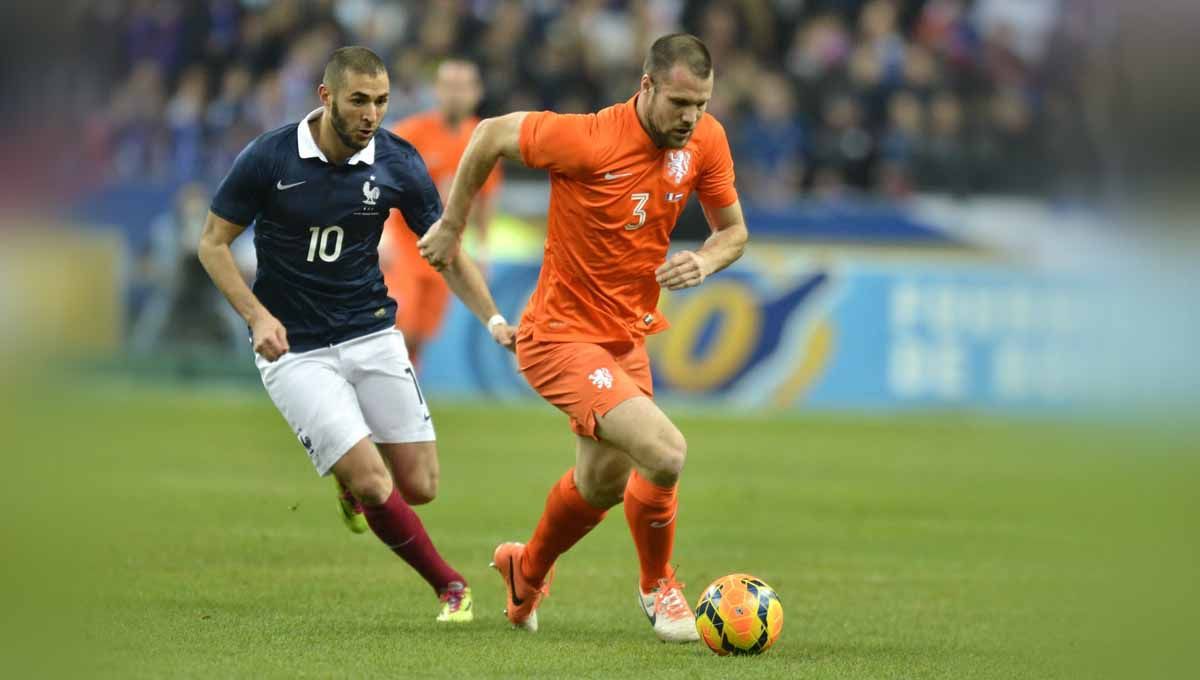 Mantan pemain Timnas Belanda, Ron Vlaar akan hadir pada acara Oranje Festival di GBK. (Foto: KNVB) Copyright: © KNVB