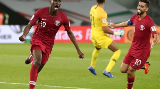 Selebrasi penyerang Qatar, Almoez Ali, di Piala Asia 2019 melawan Arab Saudi. (Foto: REUTERS/Suhaib Salem) Copyright: © REUTERS/Suhaib Salem