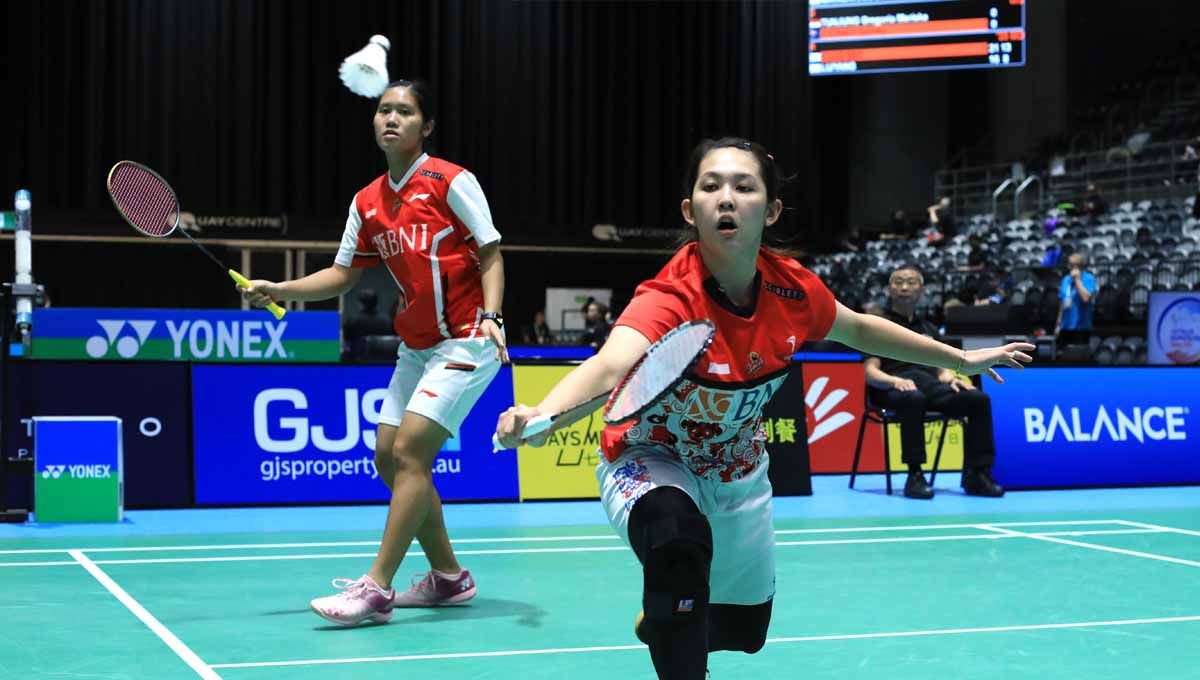 Ganda Putri, Lanny Tria Mayasari/Ribka Sugiarto berhasil membawa Indonesia unggul 4-0 di ajang Badminton Asia Mixed Team Championships 2023, Rabu (15/02/23). Copyright: © PBSI