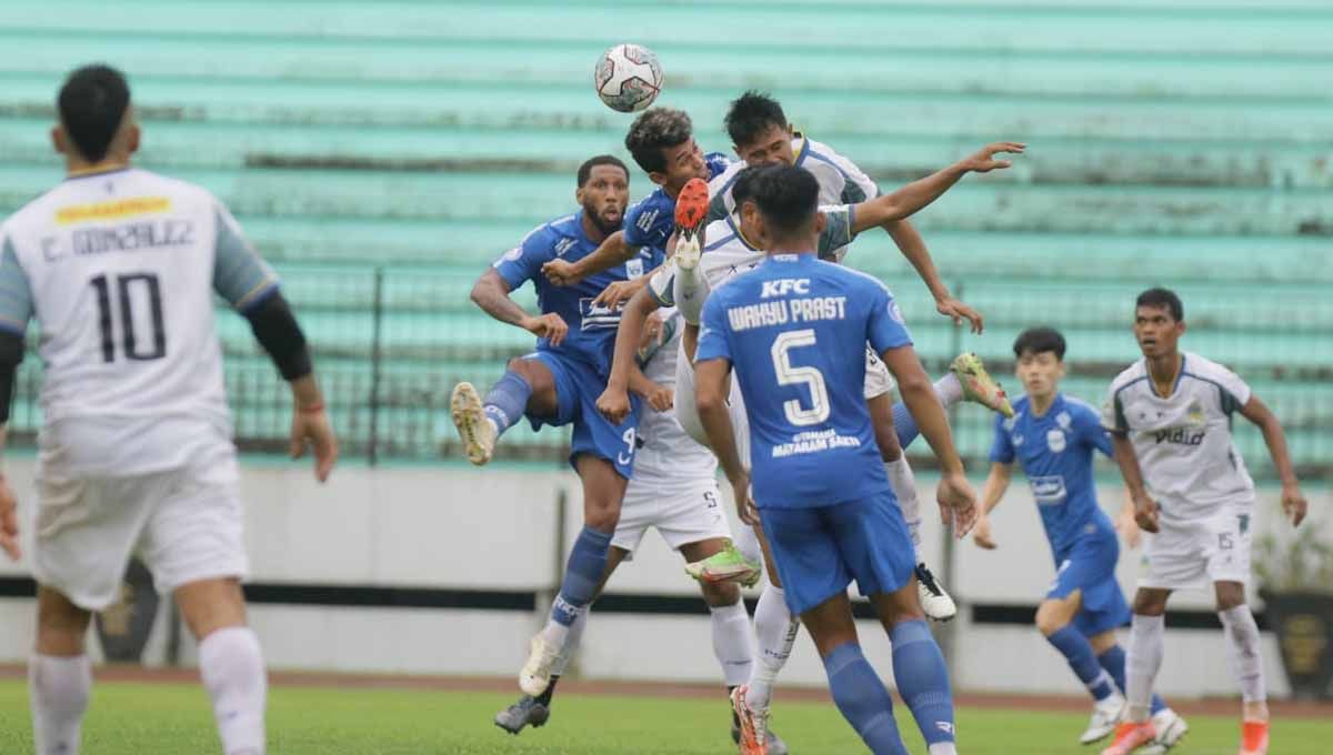 Uji coba PSIS Semarang melawan PSIM Yogyakarta di Stadion Moch Soebroto, Magelang, Jumat (25/11/22). (Foto: PSIS Semarang) Copyright: © PSIS Semarang