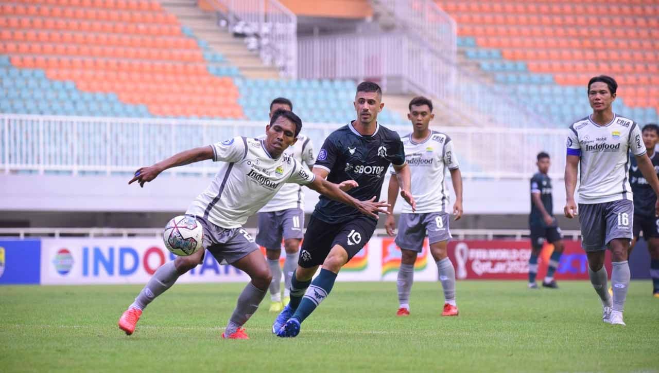 Uji coba Persikabo 1973 vs Persib Bandung di Stadion Pakansari, Minggu (27/11/22). (Foto: MO Persikabo) Copyright: © MO Persikabo