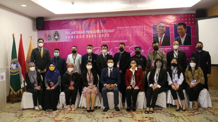 ASBWI menggelar sosialisasi terkait fokus,  tujuan, dan program kerja ASBWI secara daring kepada 53 anggota dan calon anggota ASBWI, Rabu (30/11/22). Copyright: © Dok. ASBWI