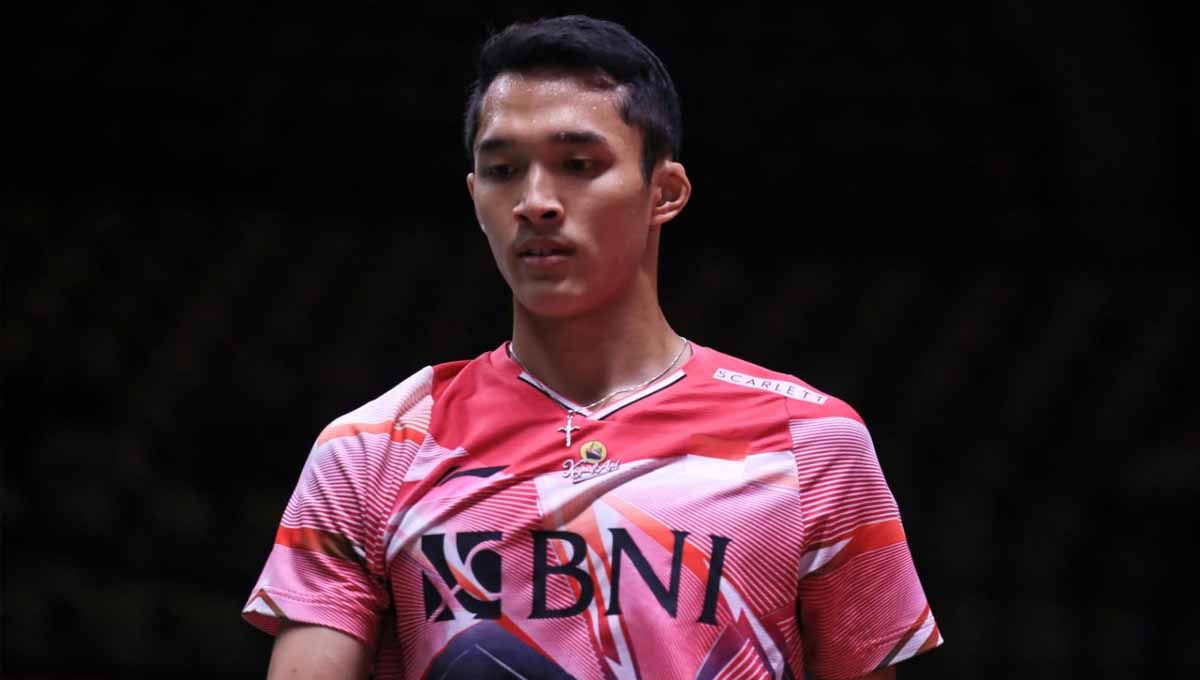 Pebulutangkis tunggal putra Indonesia, Jonatan Christie mengungkapkan hal mengejutkan terkait kekalahannya dari Chou Tien Chen di Kejuaraan Dunia 2022. Copyright: © PBSI
