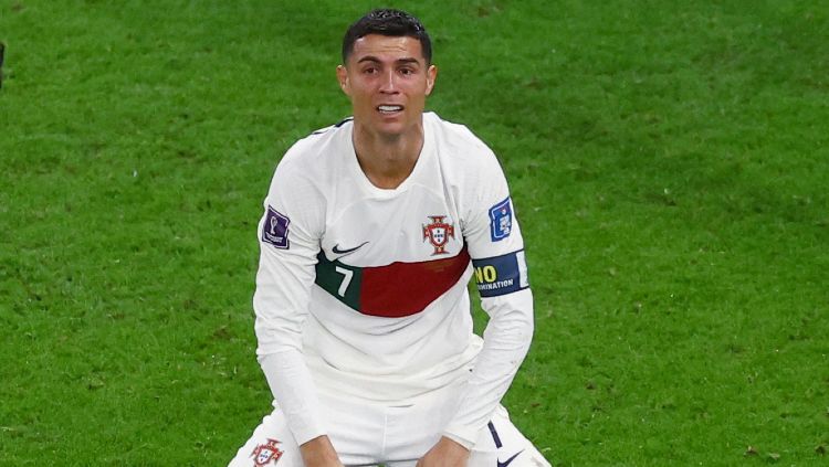 Ambisi Cristiano Ronaldo untuk kembali mengejar rekor gol Lionel Messi dipastikan gagal setelah Portugal tersingkir dari Piala Dunia 2022. REUTERS-Paul Childs Copyright: © REUTERS-Paul Childs