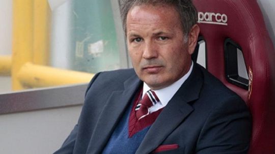 Mantan pemain klub Liga Italia, AC Milan dan Inter Milan, Sinisa Mihajlovic, tutup usia. Copyright: © Loris Roselli/NurPhoto via Getty Images