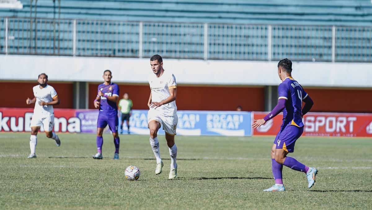 Pertandingan antara Dewa United vs Persik Kediri BRI Liga 1, Sabtu (17/12/22). (Foto: Dewa United) Copyright: © Dewa United