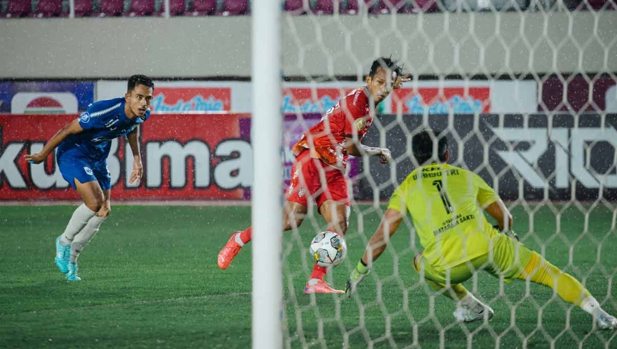 Laga BRI Liga 1 antara PSIS Semarang vs Bali United di Stadion Manahan, Surakarta, Kamis (22/12/22). (Foto: Bali United) Copyright: © Bali United