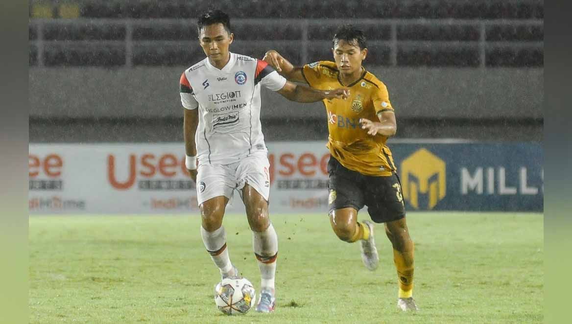 Pertandingan antara Bhayangkara FC vs Arema FC pada laga BRI Liga 1 di Stadion Manahan, Surakarta, Jumat (23/12/22). (Foto: MO Arema FC) Copyright: © MO Arema FC