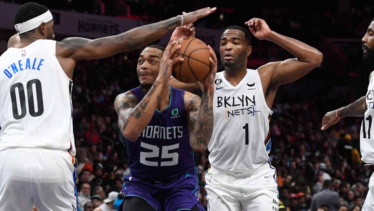 Brooklyn Nets yang perkasa dan Luka Doncic bantu Dallas Mavericks bungkam mulut pelatih San Antonio Spurs, Gregg Popovich jadi tajuk rekap hasil NBA hari ini. Copyright: © REUTERS/Sam Sharpe