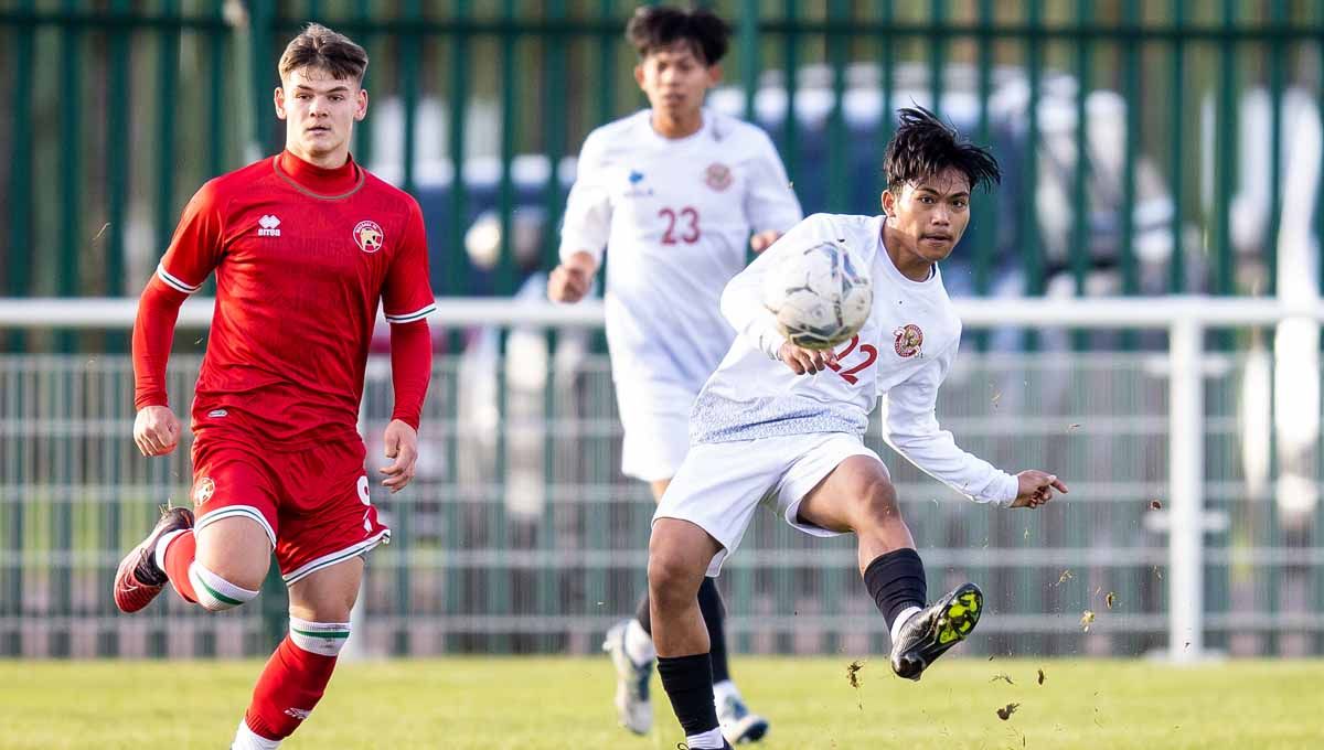 Muhammad Rafly Ikram Selang, pemain Garuda Select 5. Ia gagal mencetak gol dan kalah dalam pertandingan kontra Como 1907, Minggu (29/01/23). Foto: Pers Garuda Select/Mola TV. Copyright: © Pers Garuda Select/Mola TV