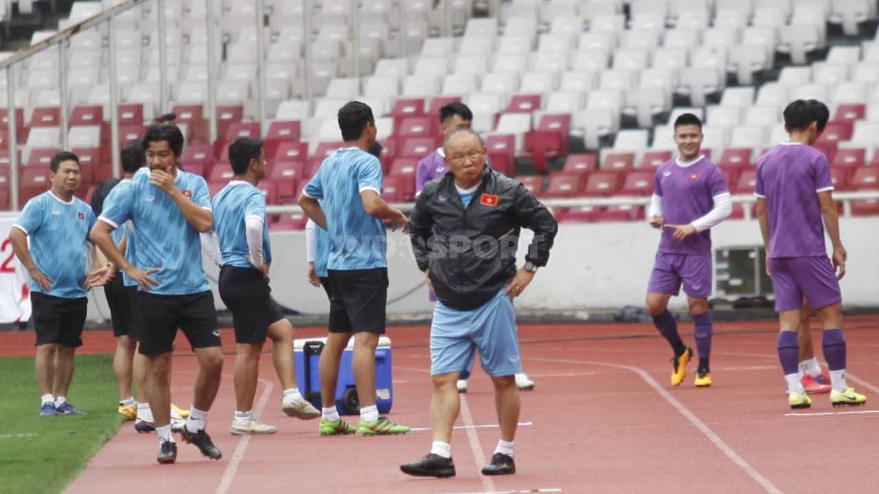 Polda Metro Jaya akan menyiapkan pengamanan lebih ketat bagi Timnas Vietnam yang akan melawan Timnas Indonesia di leg pertama semifinal Piala AFF 2022, Jumat (06/01/23). Copyright: © Herry Ibrahim/INDOSPORT