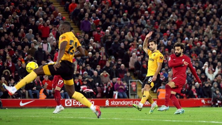 Hasil Piala FA (FA Cup) antara Liverpool vs Wolves pada Minggu (08/01/2023) sajikan Cody Gakpo masih plonga-plongo membuat The Reds bermain imbang. Copyright: © REUTERS/Phil Noble