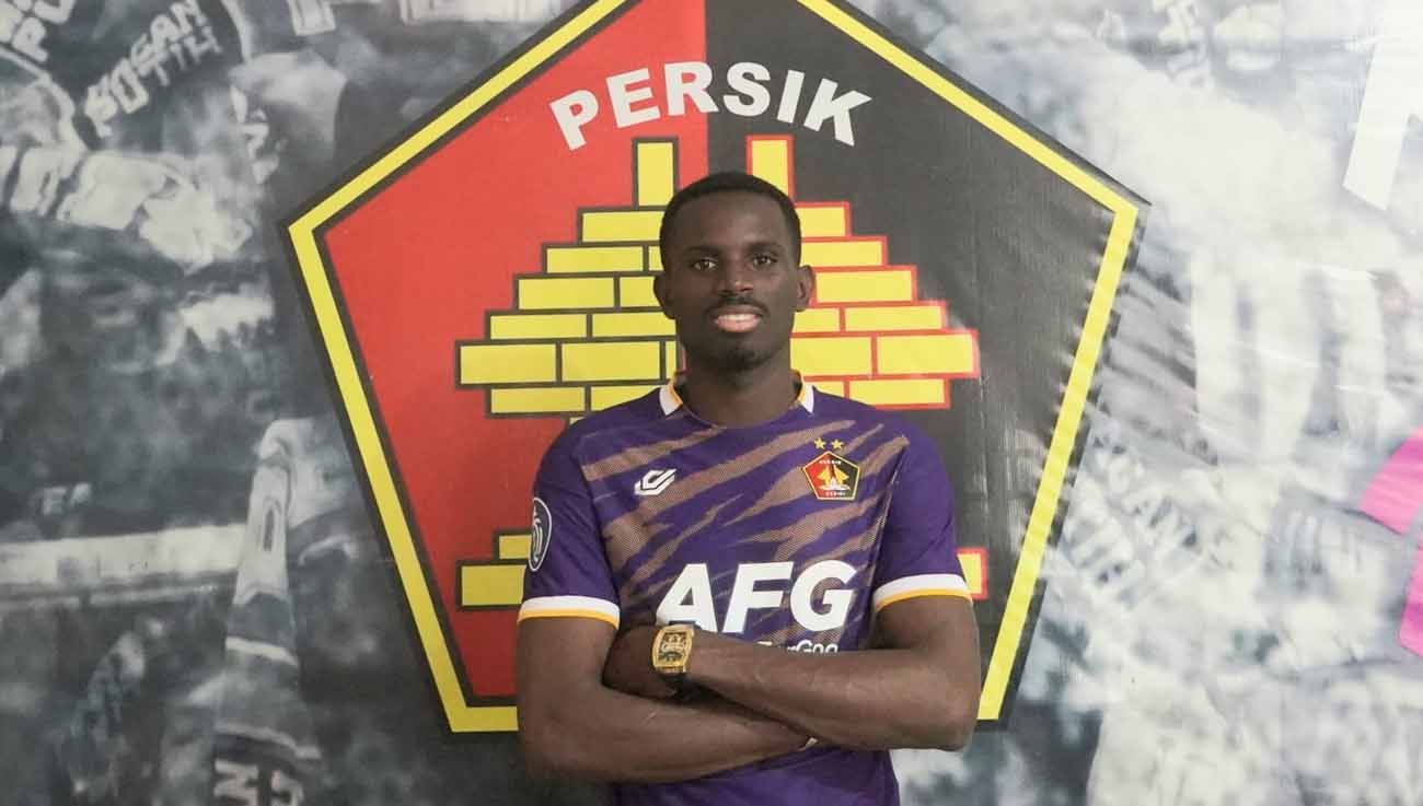 Persik perkenalkan Flavio Silva sebagai striker baru Liga 1. Copyright: © MO Persik Kediri