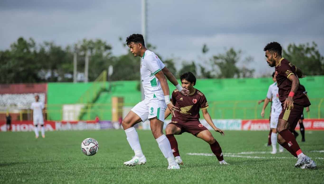 Pertandingan PSM Makassar melawan PSS Sleman di Stadion B.J. Habibie, Parepare, Sabtu (14/1/23). (Foto: PSS Sleman) Copyright: © PSS Sleman