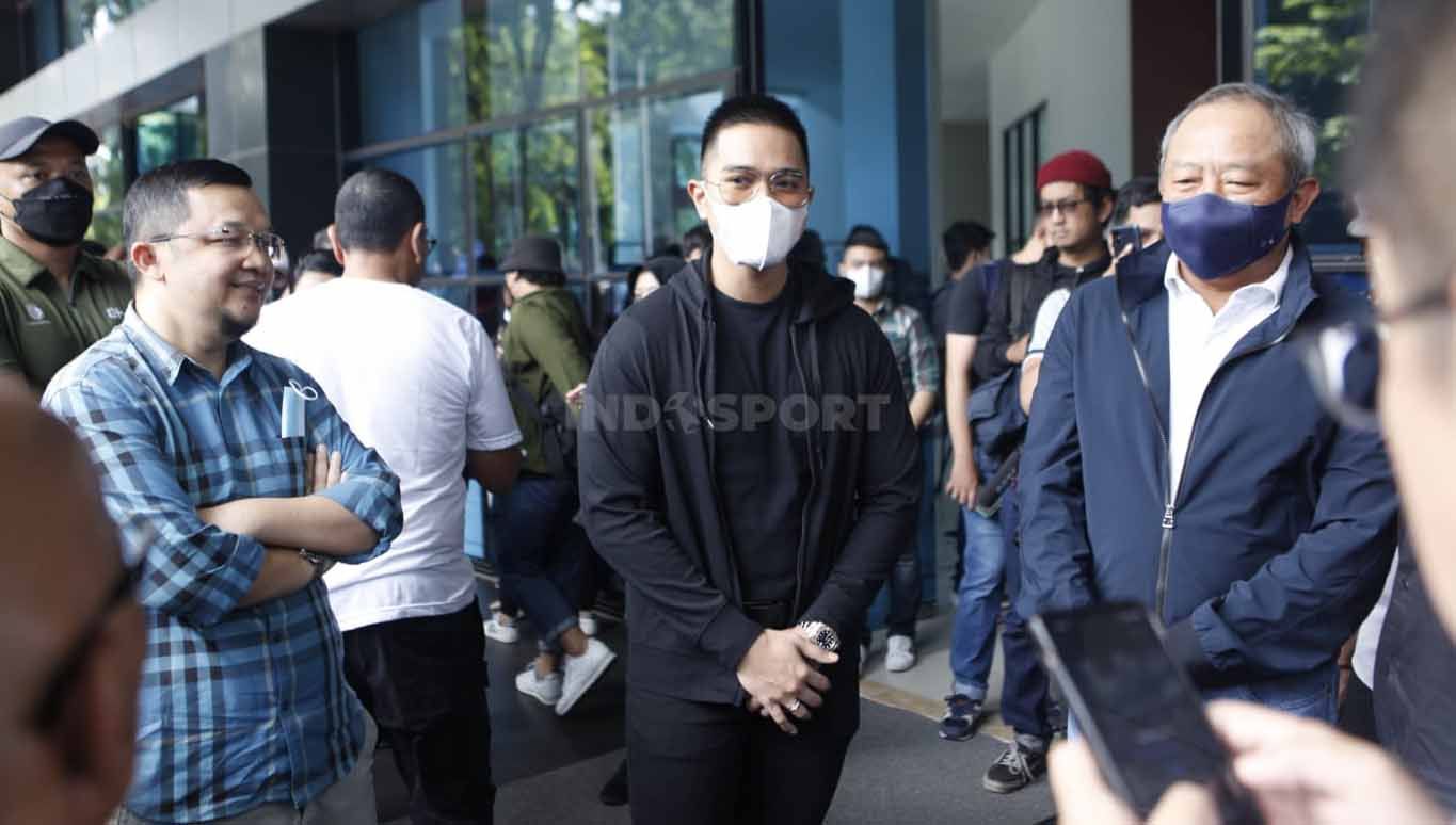 Kaesang Pangarep datang ke GBK Arena untuk memberi dukungan kepada Erick Thohir yang resmi maju sebagai calon Ketum PSSI, Minggu (15/01/23). Copyright: © Herry Ibrahim/INDOSPORT