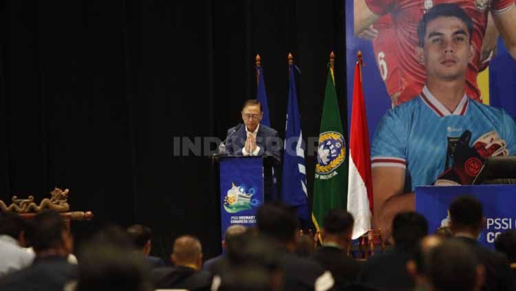 Ketua Umum PSSI, Mochamad Iriawan saat menyampaikan pidato pada acara pembukaan Kongres Biasa PSSI di Hotel Sultan, Minggu (15/01/23). Copyright: © Herry Ibrahim/INDOSPORT