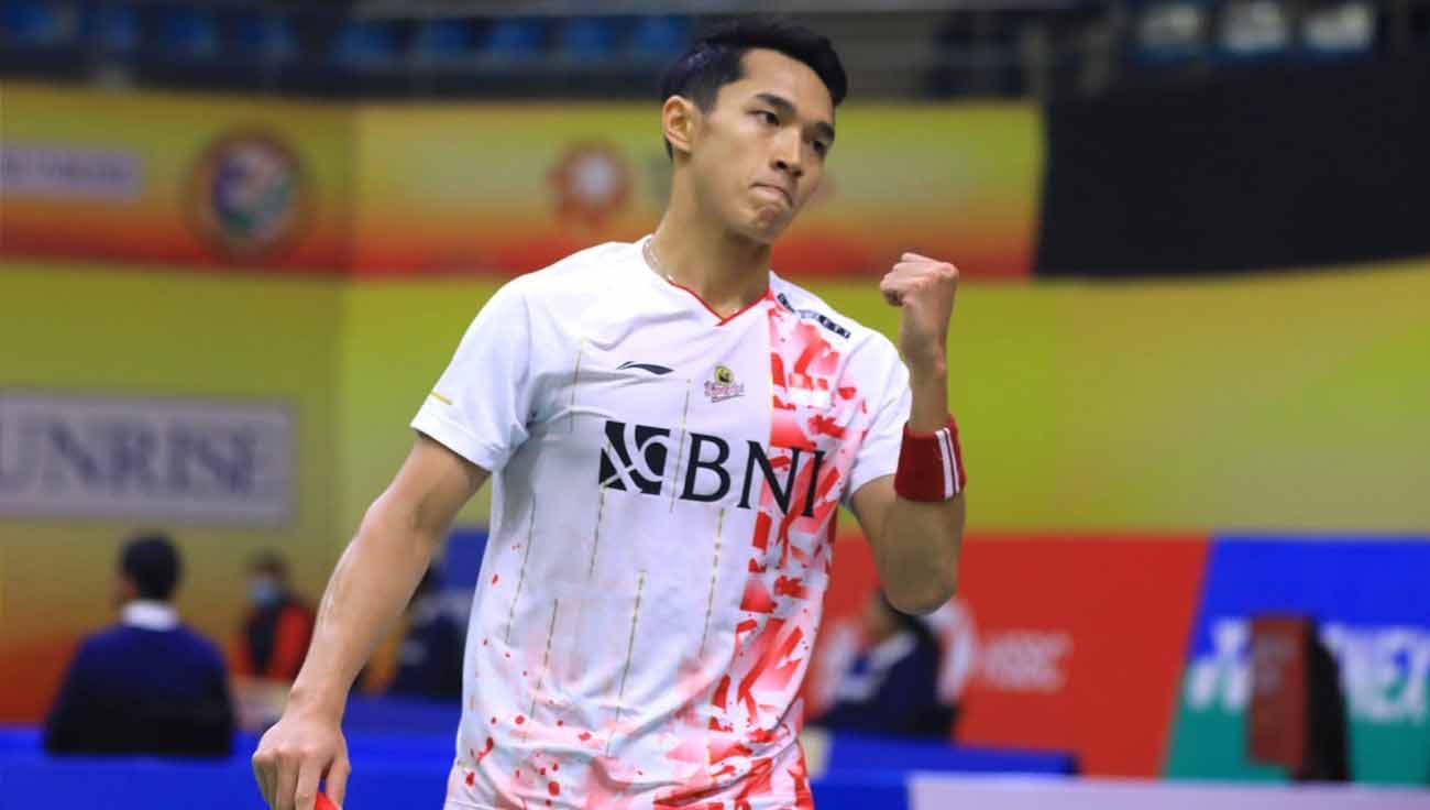 Jonatan Christie sukses menaklukkan Chou Tien Chen dan melaju ke semifinal India Open 2023 dan berharap bisa kembali menang atas Viktor Axelsen.(Foto: PBSI) Copyright: © PBSI