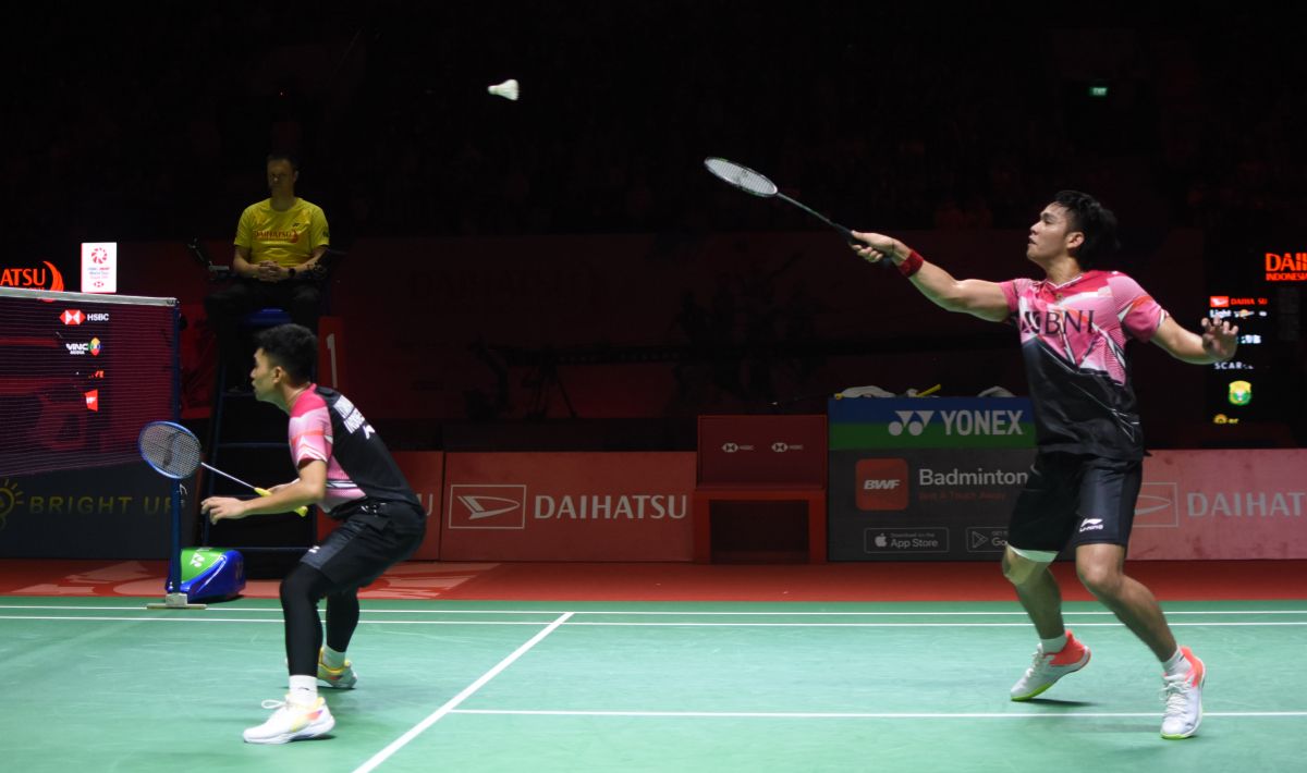 Gim kedua babak semifinal Thailand Masters 2023 antara Leo Rolly Carnando/Daniel Marthin vs Supak Jomkoh/Kittinupong Kedren, Sabtu (04/02/23). Copyright: © Herry Ibrahim/INDOSPORT