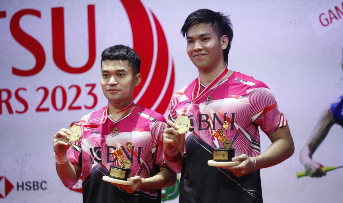 Pasangan Leo Rolly Carnando/Daniel Marthin berhasil menjadi juara sektor ganda putra Indonesia Masters 2023 di Istora Senayan, Minggu (29/01/23). Copyright: © Herry Ibrahim/INDOSPORT