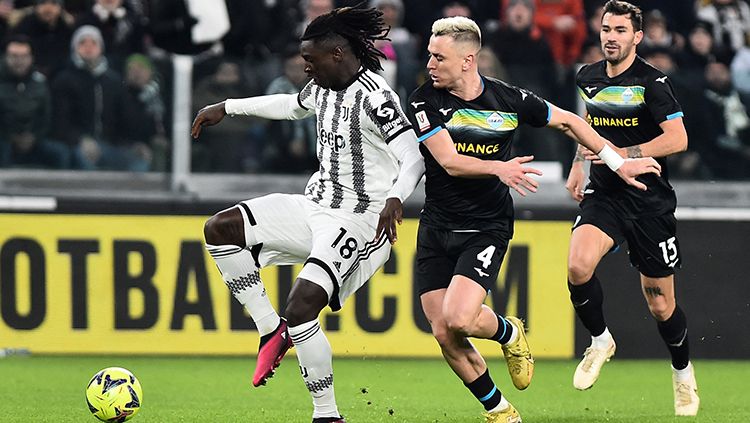 partai delapan besar Coppa Italia antara Juventus vs Lazio pada Jumat (03/02/23) di Allianz Stadium berkesudahan 1-0 berkat gol tunggal Gleison Bremer. Copyright: © REUTERS/Massimo Pinca