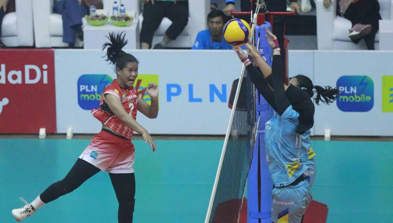 Bandung BJB Tandamata saat menghadapi Jakarta Elektrik PLN di putaran kedua Proliga 2023. Foto: Dokumentasi Proliga. Copyright: © Dokumentasi Proliga