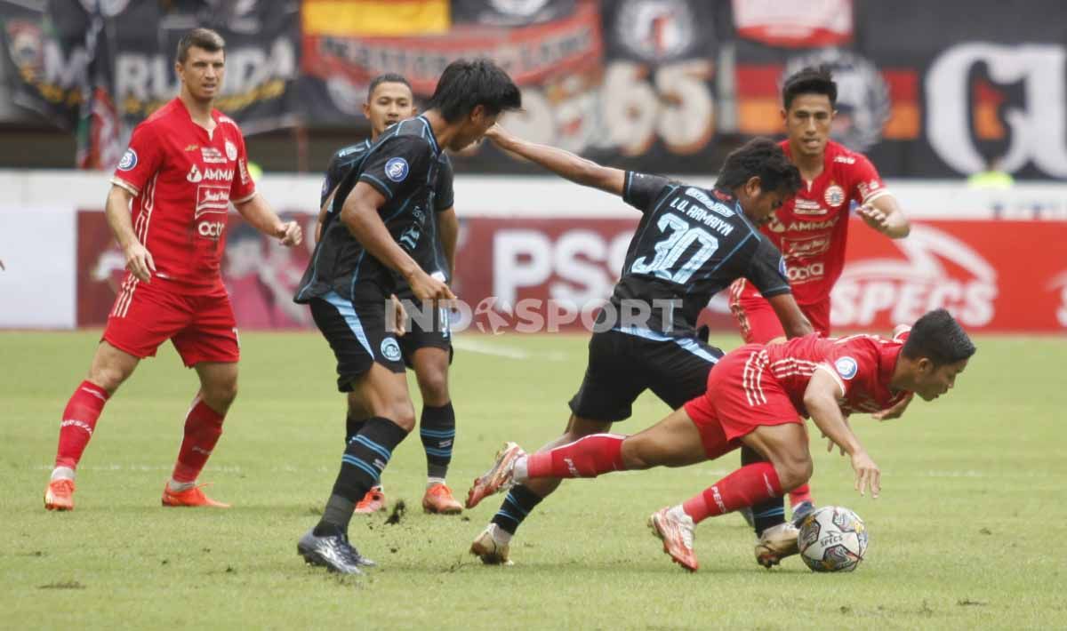 Arema FC berencana menggelar laga uji coba berhadapan dengan Persija Jakarta jelang Liga 1 2023/2024. Copyright: © Herry Ibrahim/INDOSPORT