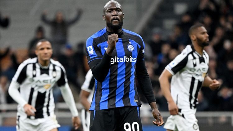 Selebrasi Romelu Lukaku di laga Inter Milan vs Udinese (19/02/23). (Foto: REUTERS/Alberto Lingria) Copyright: © REUTERS/Alberto Lingria