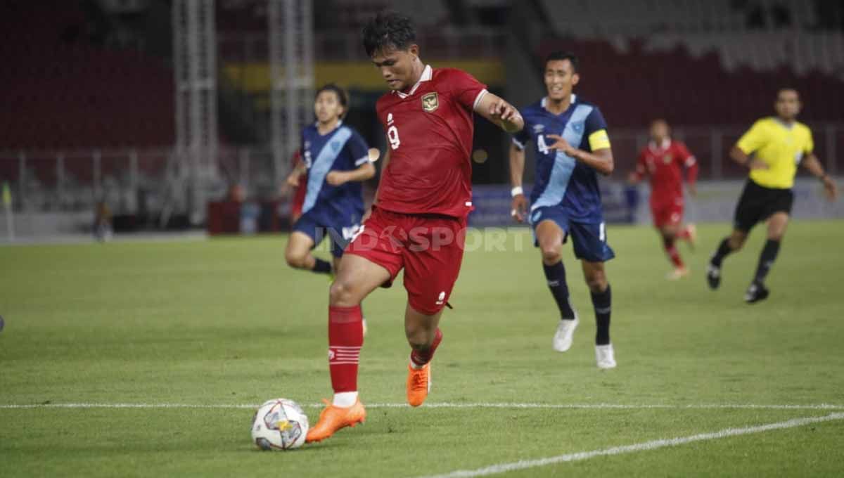 Pertandingan antara Timnas Indonesia melawan Guatemala pada Turnamen Mini yang digelar PSSI sebagai persiapan Piala Asia U-20 2023 di Stadion GBK, Selasa (21/02/23). Copyright: © Herry Ibrahim/INDOSPORT