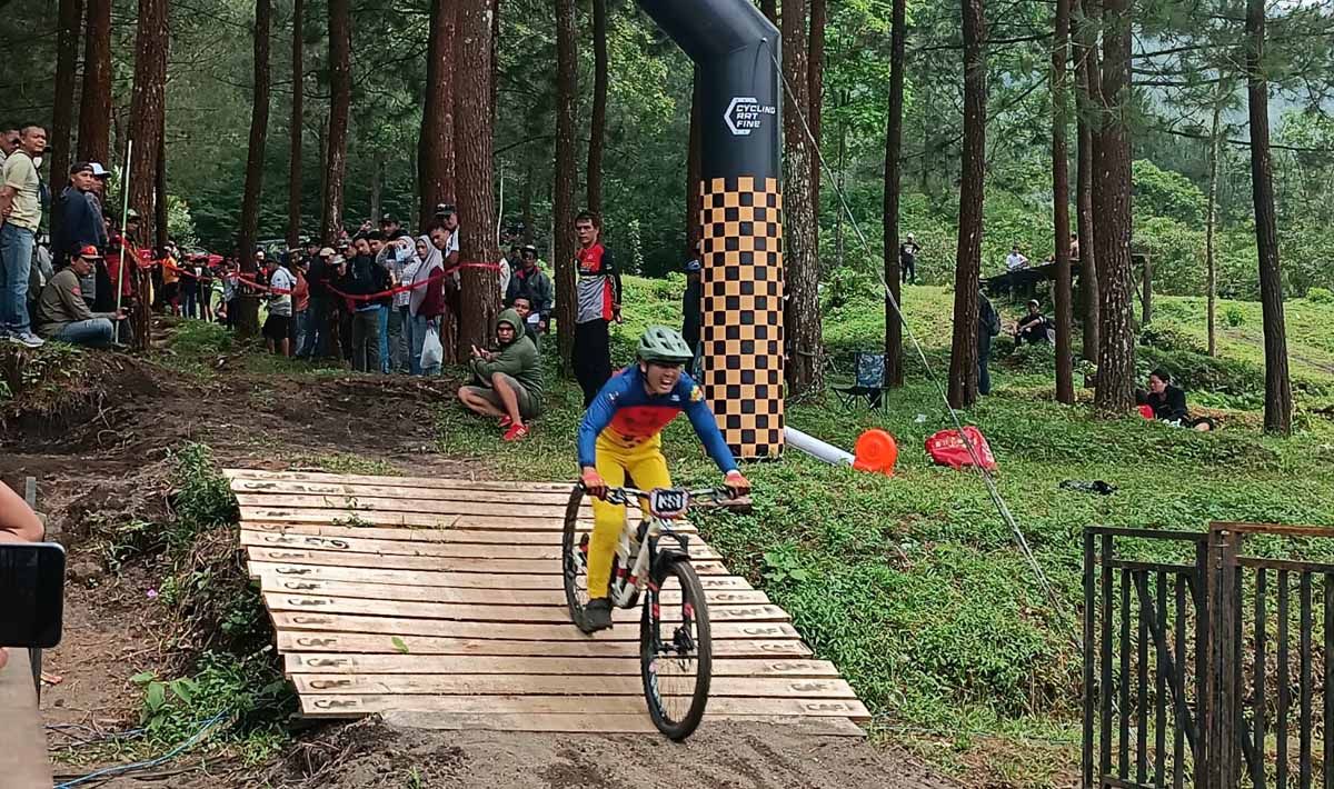 Enduro Indonesia Series 'EIS' 2023, 1st Series-Galunggung Bike Park. (Foto: Dokumentasi CAF Gravity Indonesia) Copyright: © Dokumentasi CAF Gravity Indonesia