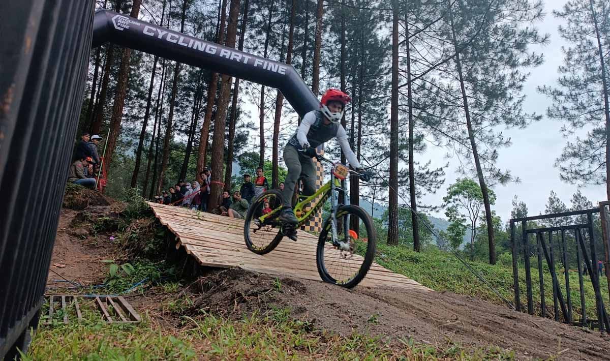 Enduro Indonesia Series 'EIS' 2023, 1st Series-Galunggung Bike Park. (Foto: Dokumentasi CAF Gravity Indonesia) Copyright: © Dokumentasi CAF Gravity Indonesia