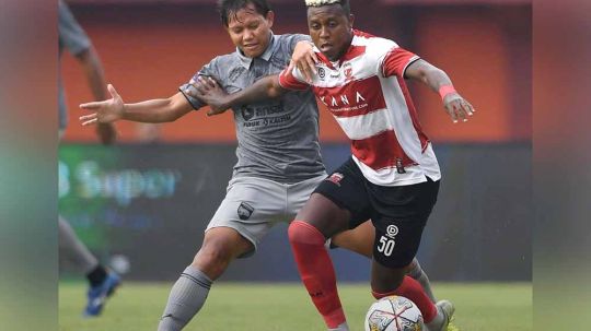 Madura United takluk dari Borneo FC 0-1 pada lanjutan Liga 1 di Gelora Madura Ratu Pamelingan, Jumat (03/03/23). (Foto: Instagram@borneofc.id) Copyright: © Instagram@borneofc.id