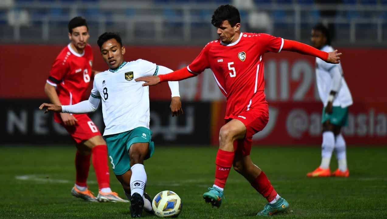 Pertandingan antara Timnas Indonesia U-20 vs Suriah U-20 pada laga AFC U20 Asian Cup di Stadion Lokomotiv (Toshkent (Tashkent)), Sabtu (04/03/23). (Foto: PSSI) Copyright: © PSSI