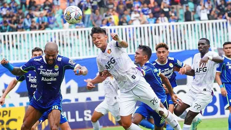 Situasi pertandingan Persik saat hadapi Persib di Liga 1 Copyright: © Media Officer Persik Kediri