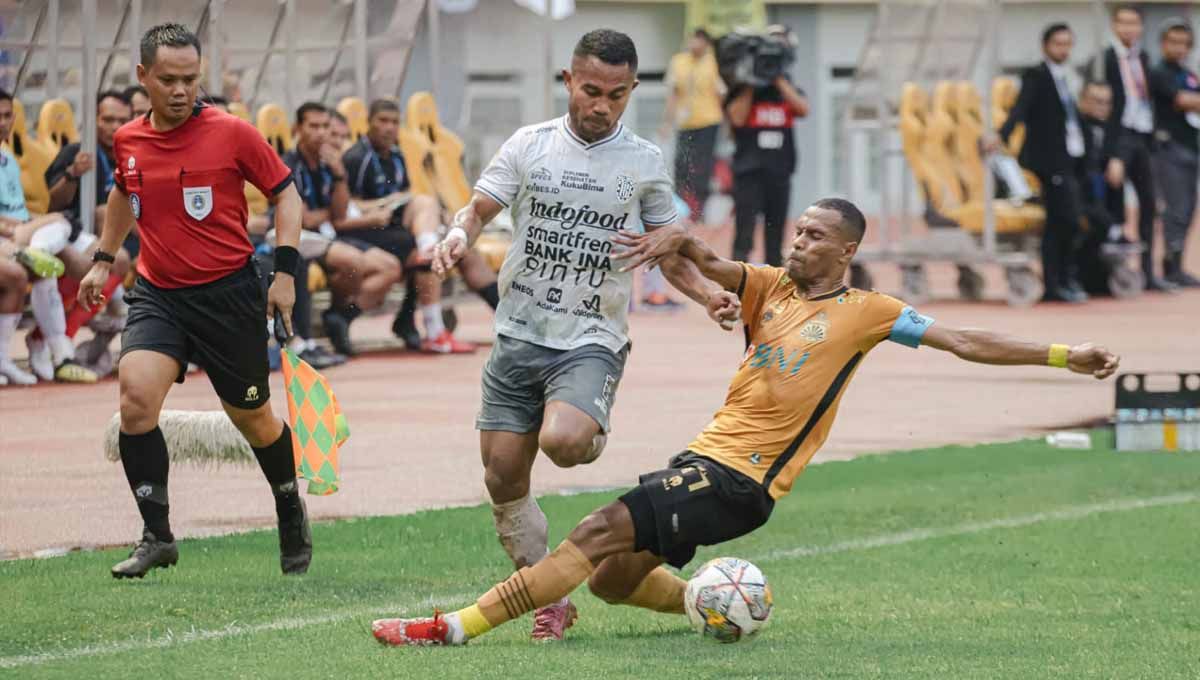 Pertandingan Liga 1 antara Bhayangkara FC vs Bali United di Stadion Wibawa Mukti (Cikarang), Sabtu (11/03/23). (Foto: MO Bali United) Copyright: © MO Bali United