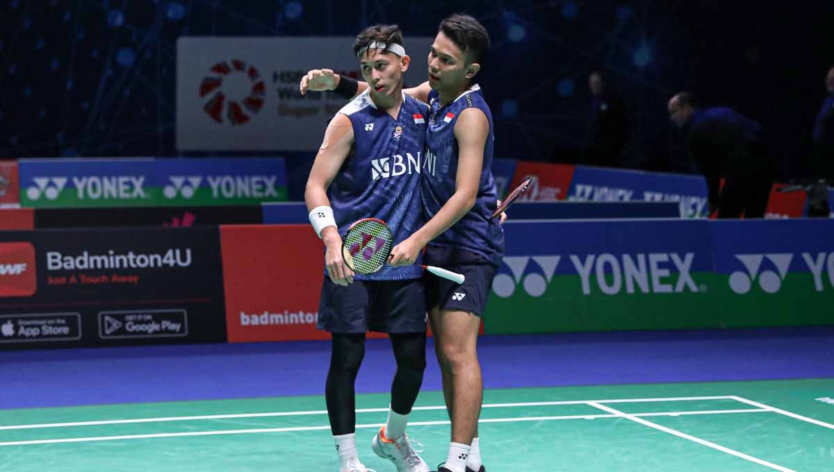 Fajar Alfian/Muhammad Rian Ardianto mendapat wejangan dari sosok penting yakni Chafidz Yusuf usai ditaklukkan non-unggulan di Spain Masters 2023. Copyright: © PBSI