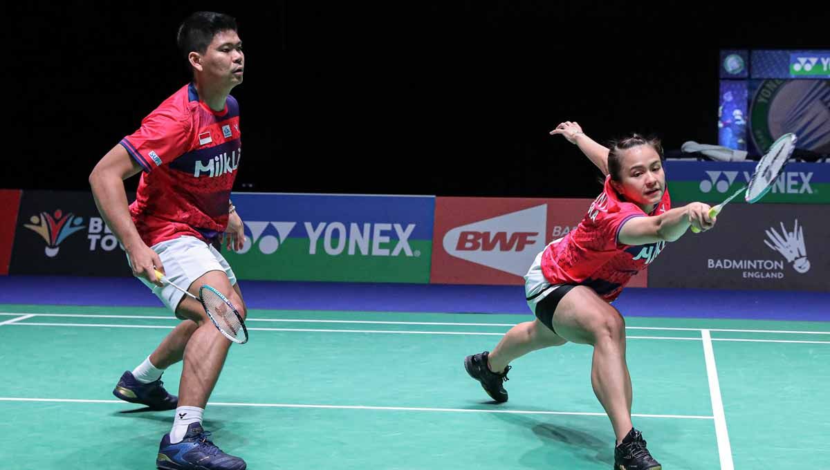 Hasil Badminton Asia Championships 2023 (BAC) antara Praveen Jordan/Melati Daeva Oktavianti vs Chen Tang Jie/Toh Ee Wei, dimenangkan oleh wakil Indonesia. Copyright: © PBSI