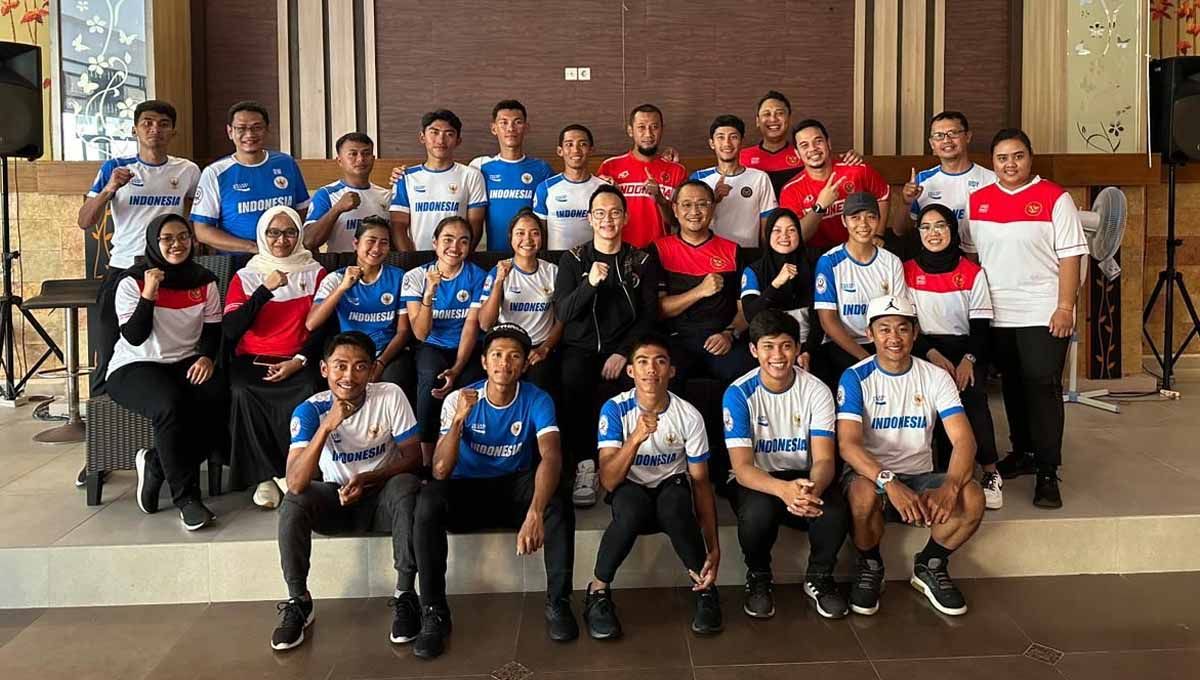 Tim balap sepeda Indonesia untuk SEA Games 2023. (Foto: NOC Indonesia) Copyright: © NOC Indonesia