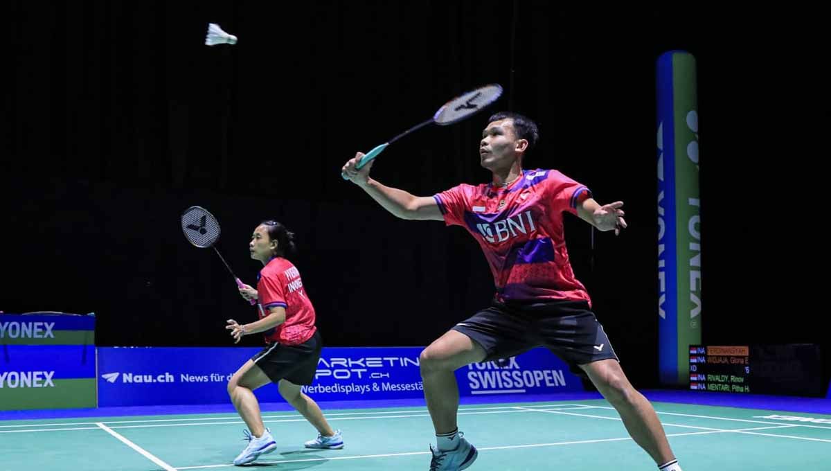 Pasangan ganda campuran Indonesia Rinov Rivaldy/Pitha Haningtyas Mentari di Swiss Open 2023. (Foto: PBSI) Copyright: © PBSI