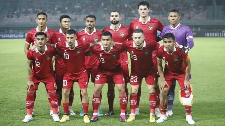 Pertandingan FIFA Matchday antara Timnas Indonesia vs Burundi di Stadion Patriot Candranhaga, Bekasi, Sabtu (25/03/23). Foto: Herry Ibrahim/Indosport Copyright: © Herry Ibrahim/INDOSPORT