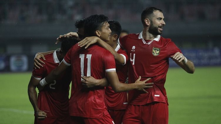 Pertandingan FIFA Matchday antara Timnas Indonesia vs Burundi di Stadion Patriot Candranhaga, Bekasi, Sabtu (25/03/23). Foto: Herry Ibrahim/Indosport Copyright: © Herry Ibrahim/INDOSPORT