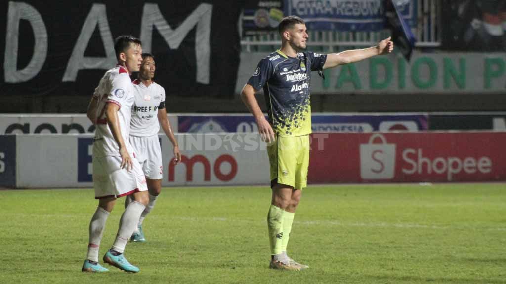Laga Liga 1 antara Persib Bandung vs Persis Solo di Stadion Pakansari, Bogor, Selasa (04/04/23). Copyright: © Arif Rahman/INDOSPORT