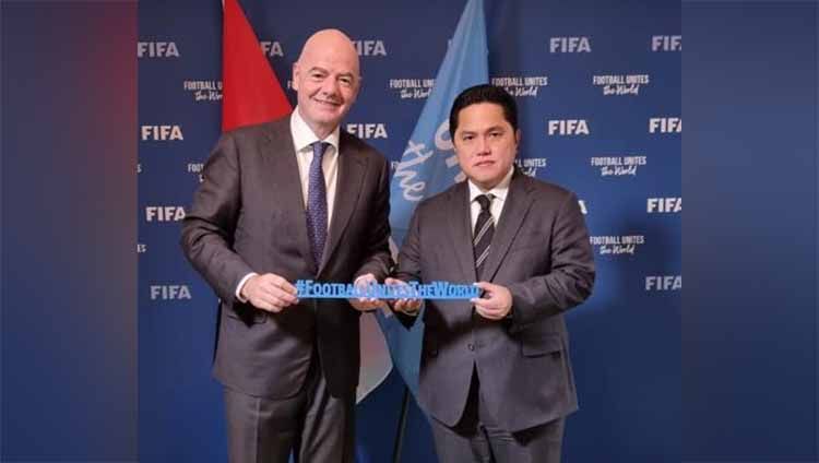 FIFA hanya memberikan respons singkat terhadap rasa syukur Federasi Sepak Bola Indonesia, PSSI, karena terbebas dari ancaman sanksi berat. Copyright: © PSSI