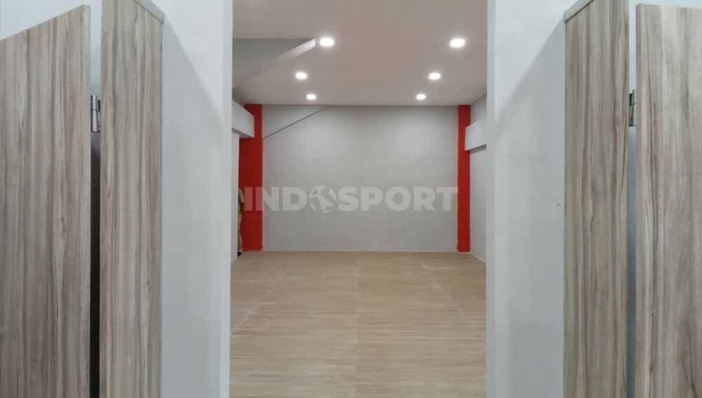 Kondisi lapangan dan ruang GOR Kanjuruhan sebagai calon venue Unggul FC gelaran salah satu seri Liga Futsal Profesional. Copyright: © Ian Setiawan/INDOSPORT