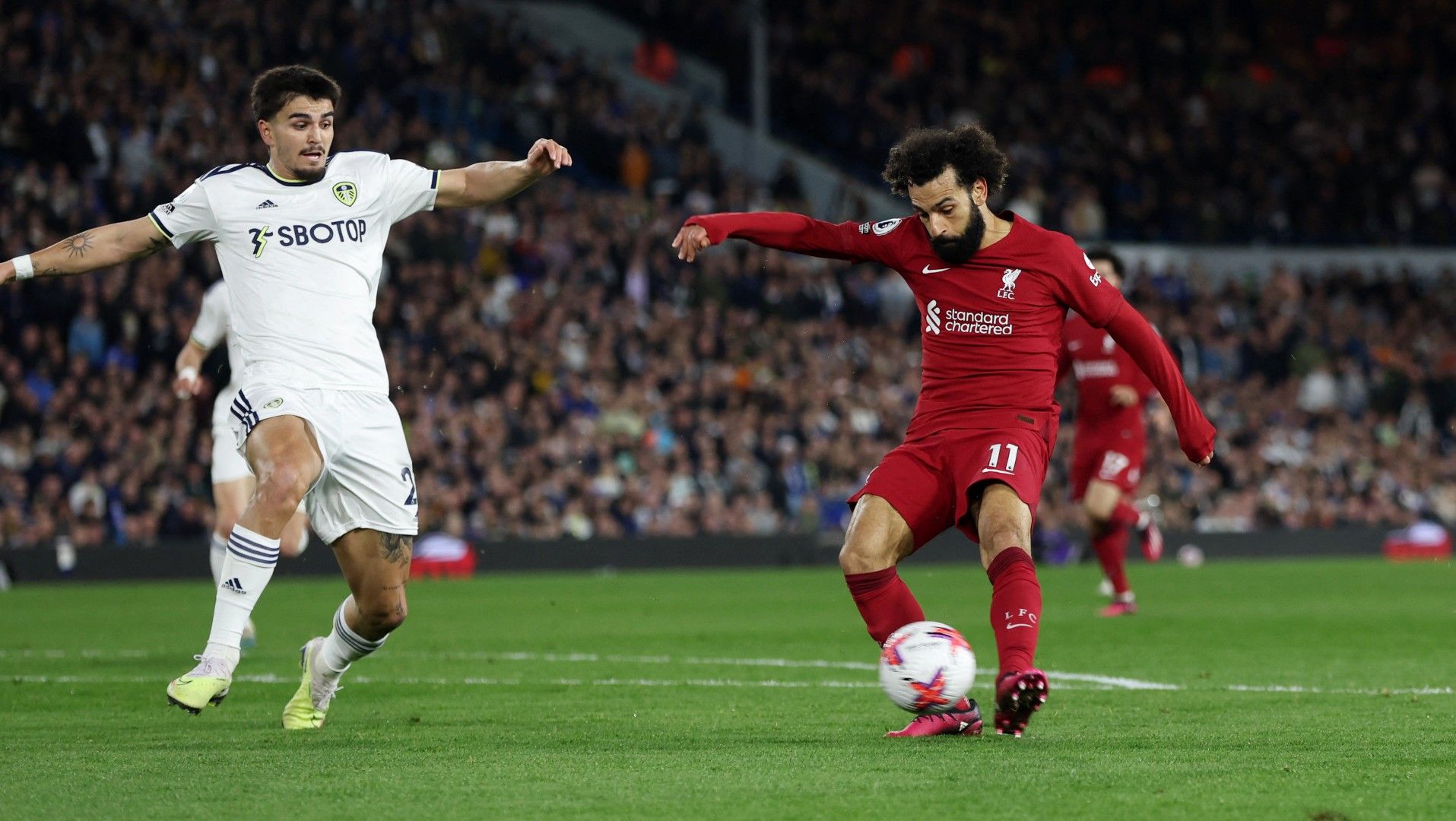 Aksi Mohamed Salah di laga Liga Inggris antara Leeds United vs Liverpool (Reuters/Lee Smith) Copyright: © Reuters/Lee Smith
