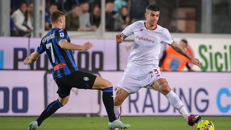 Laga Liga Italia (Serie A) antara Atalanta vs AS Roma pada Selasa (25/04/23) sajikan kekalahan yang menodai laga ke-100 Jose Mourinho bersama Giallorossi. Copyright: © Twitter.com/OfficialASRoma